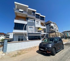 DİDİM STADYUM MEVKİSİNDE ASANSÖRLÜ BİNADA 2+1 ARA KAT DAİRE