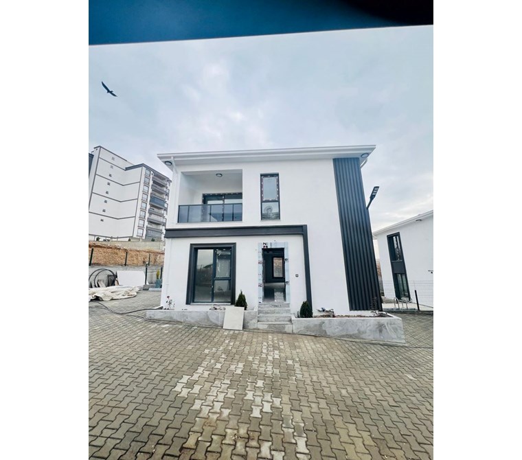 EMLAK 72 ' DEN SATILIK DUBLEKS VİLLA