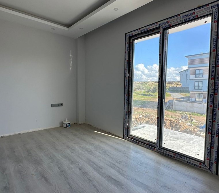 YENİ MAHALLEDE SIFIR 2+1 SATILIK FIRSAT DAİRE