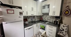 TOPRAKLIK MAHALLESİ ANTALYA YOLUNDA ÖN CEPHE BAKIMLI GENİŞ 2+1 DAİRE