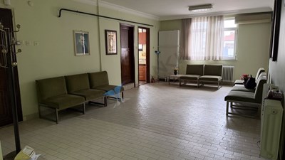 TEKİRDAĞ HÜSEYİN PEHLİVAN CADDESİNDE 150 M2 SATILIK OFİS KATI