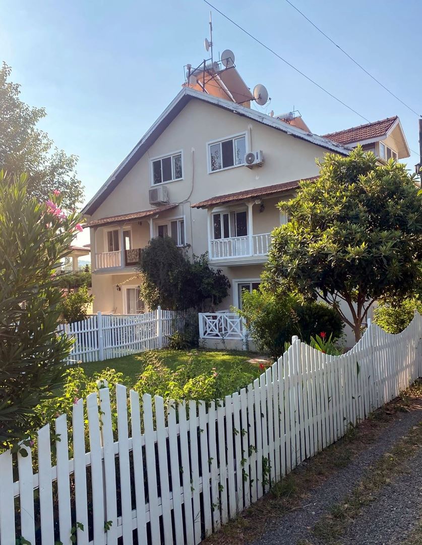 Property-photo