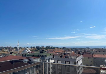 Beylikdüzü Kavaklı Mahallesinde 5+2 Satılık Dubleks Daire