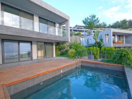 Bodrum'da Deniz Manzaralı 3+1 Müstakil Havuzlu Lüks Villa