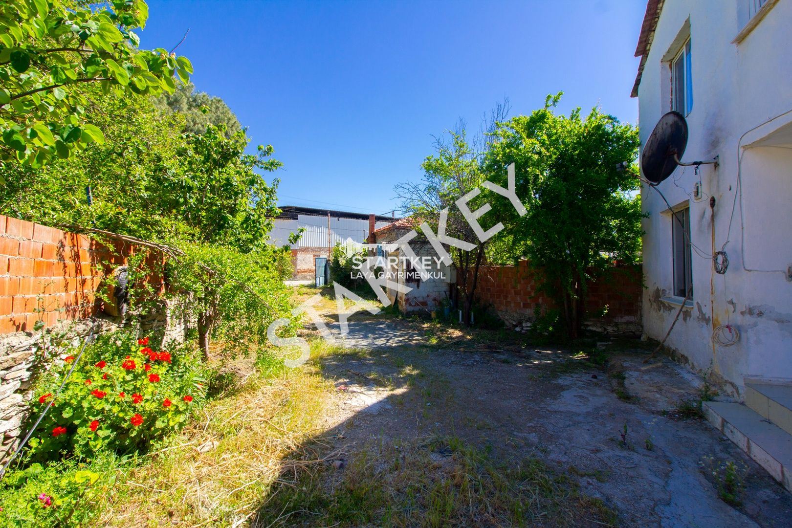 Property-photo