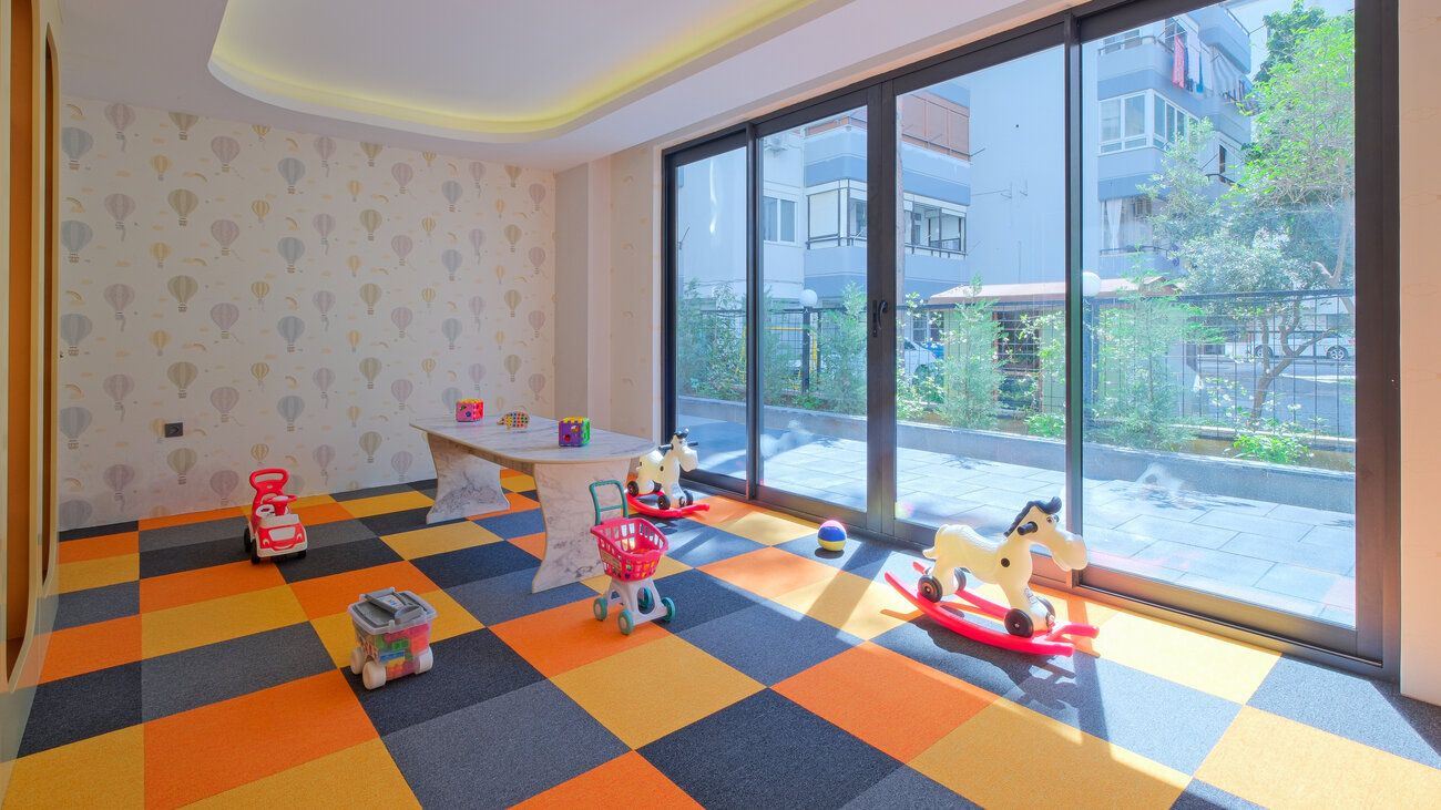 FULLY FURNISHED 3+1 SEAFRONT APARTMENT FOR SALE WITH SEA VIEW IN ALANYA CENTER