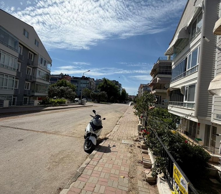 CM GROUP INVEST-Elit Mevkii Kurbağlı'da Sahile 400 metre Dublex Daire