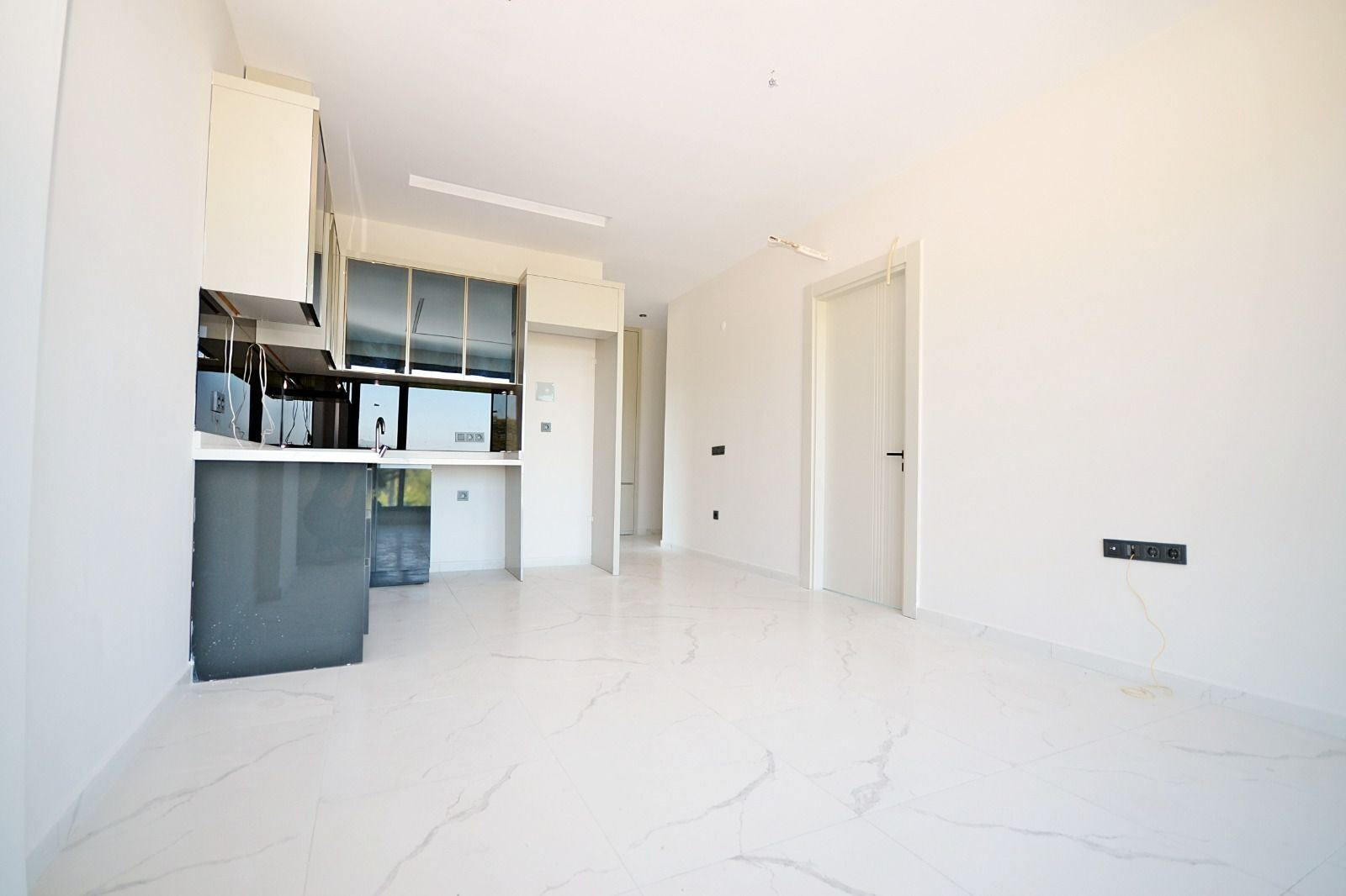 ALANYA KARGICAKTA MUHTEŞEM KOMPLEKS İCERİSİNDE 2+1 SATILIK LÜKS DAİRE · 3 · Fotoğraflar