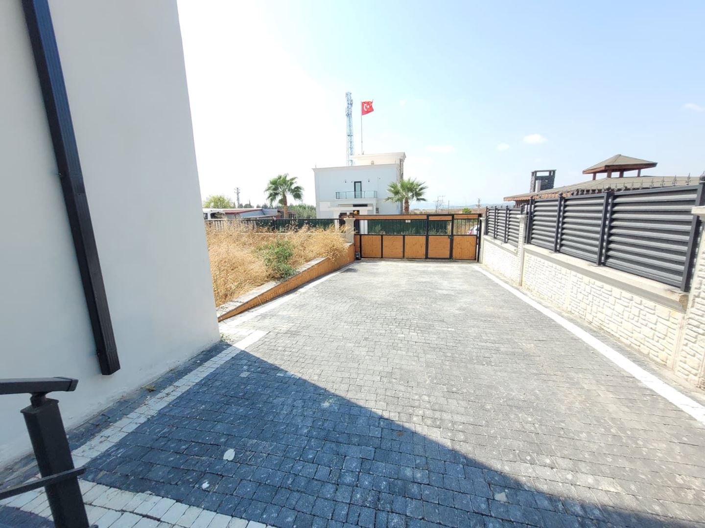 Property-photo