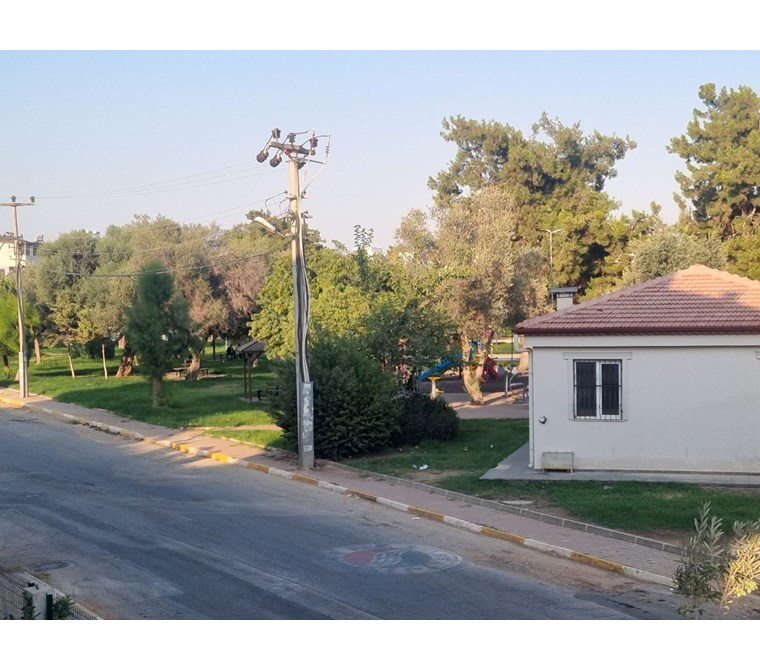POYRAZ'DAN HÜSNÜ KARAKAŞ MH 2+1 SATILIK 90m² 1.KAT DAİRE