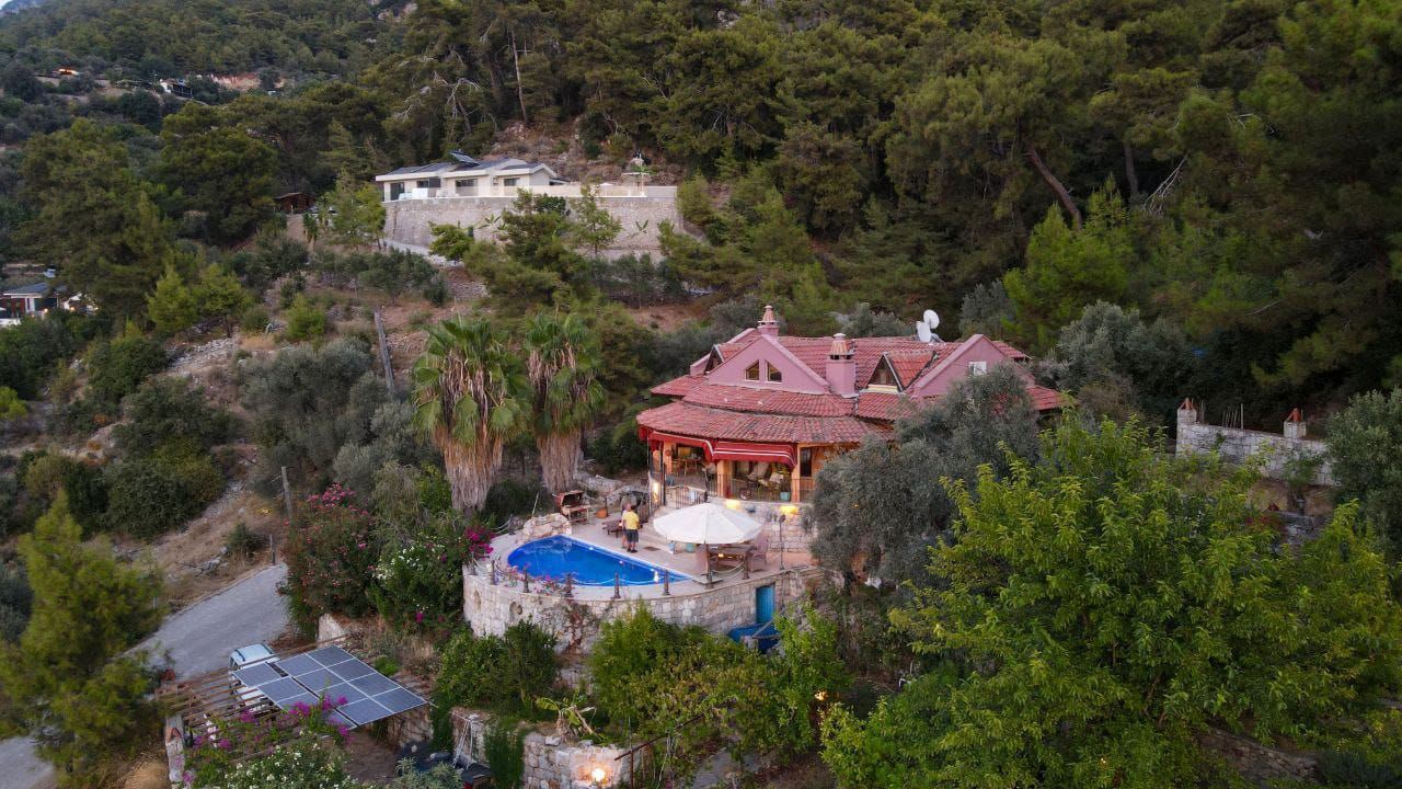 Property-photo
