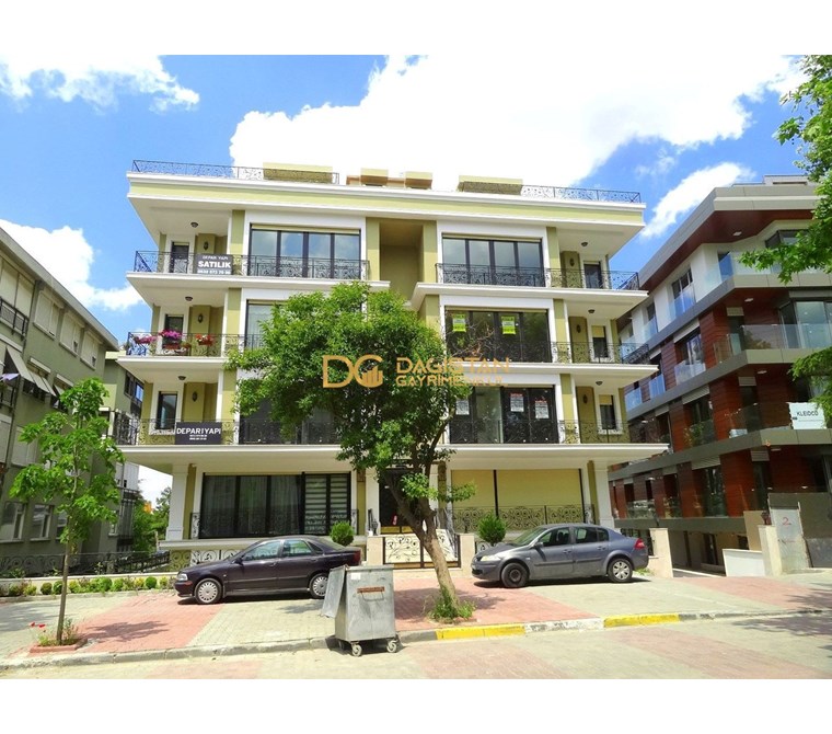 Yeşilyurt Ekin Sokak 4+1 180 M2 Satılık Arakat Satılık Daire