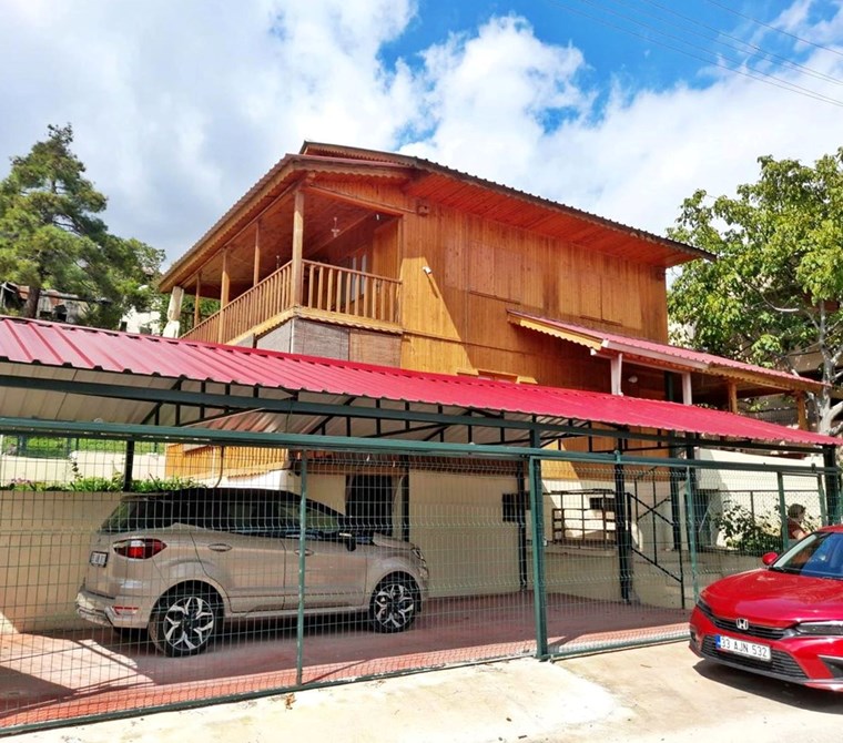RW BUDUR’DAN 230 M2 ARSA İÇERİSİNDE AHŞAP YAPI DUBLEX YAYLA EVİ