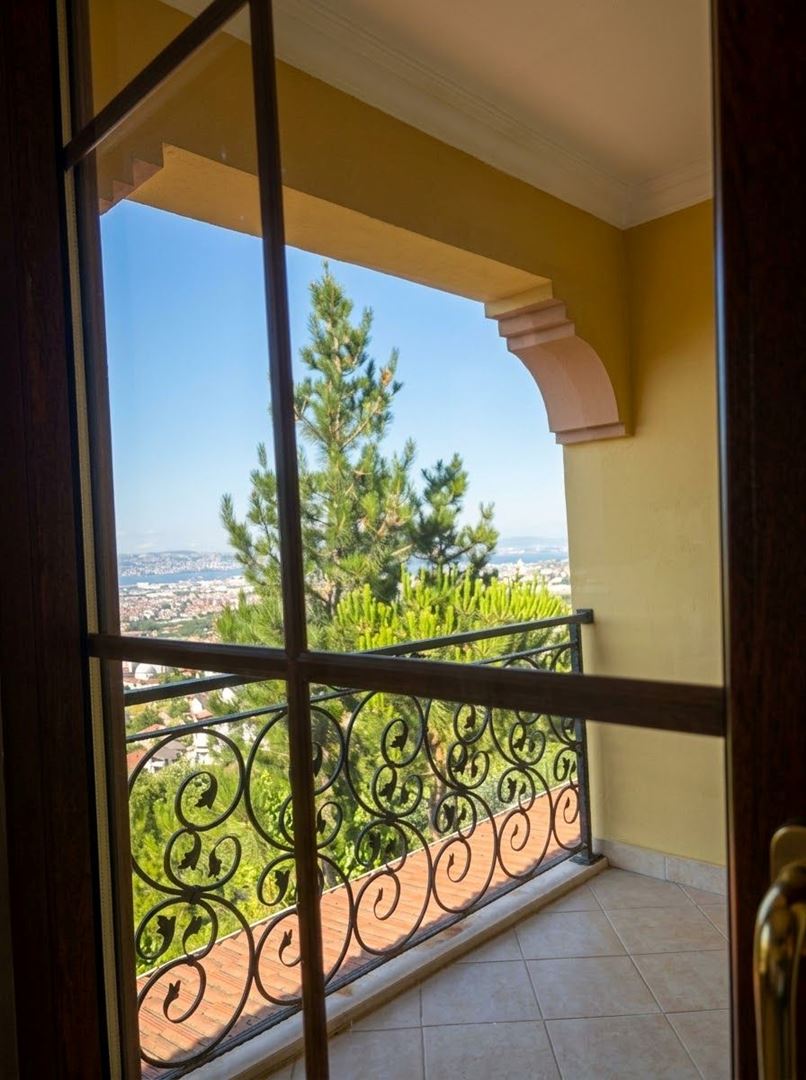 Property-photo
