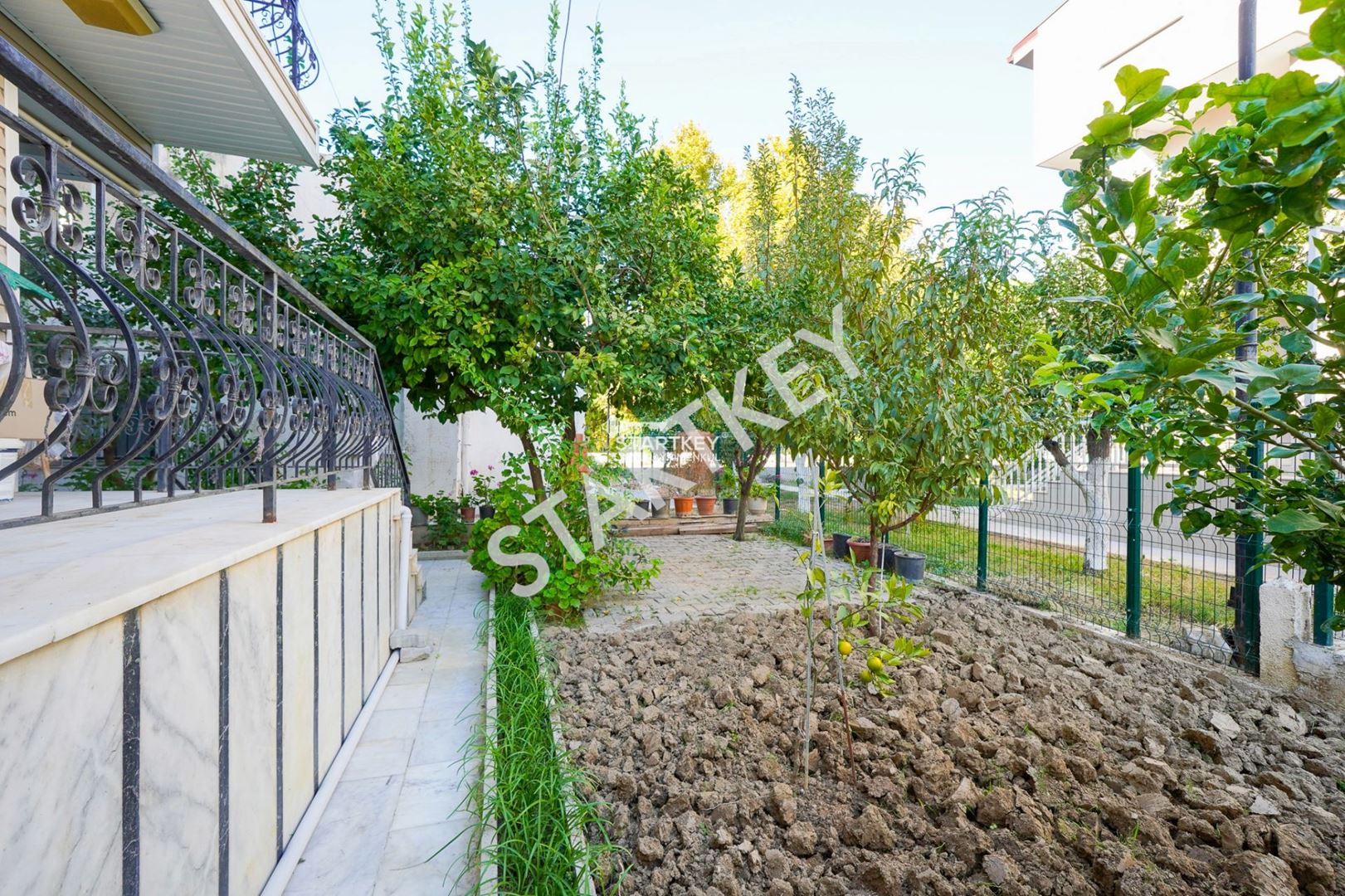 Property-photo