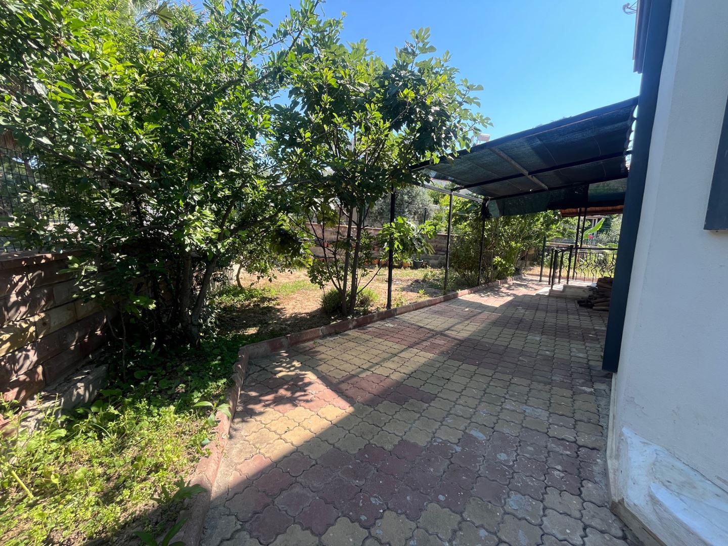 Property-photo