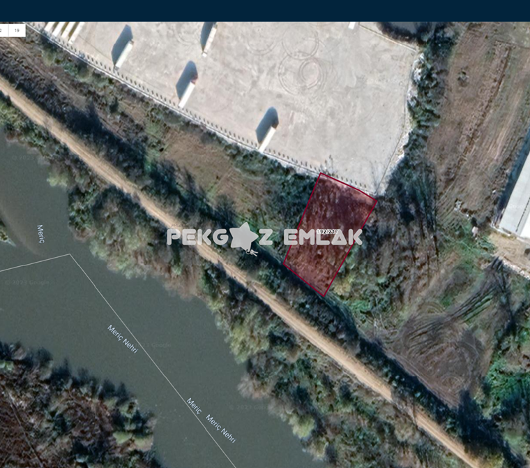 KAPIKULE TIR PARKI BİTİŞİĞİNDE SATILIK 1.548m2 ARAZİ