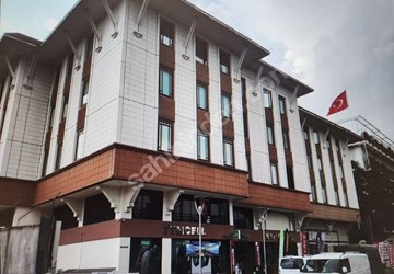 ALTIN EMLAK SARE SEDA DAN KAR PLAZA DA EŞYALI KİRALIK OFİS