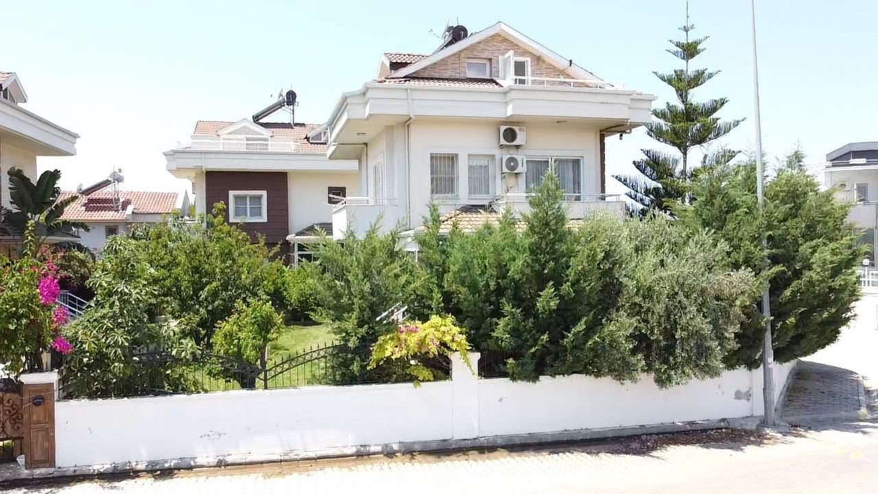 Property-photo