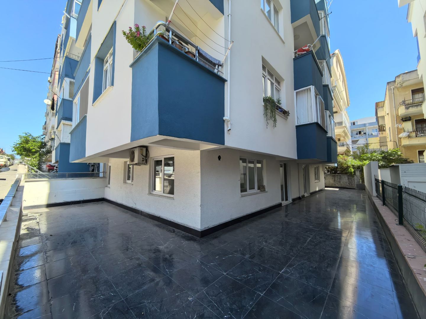 Property-photo