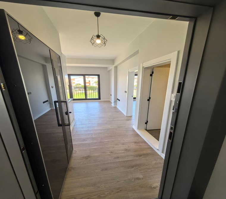 📍Didim Efeler Mahallesinde, Yeni Binada Asansorlü 1+1 Daire