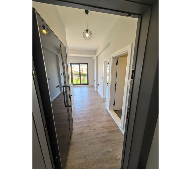 📍Didim Efeler Mahallesinde, Yeni Binada Asansorlü 1+1 Daire