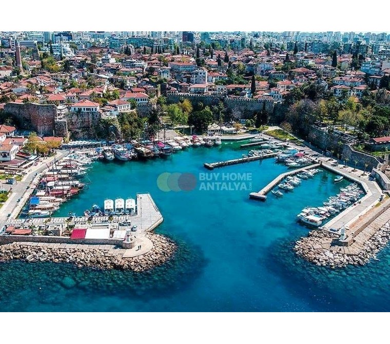 Sea View Apartment Suitable for Short Term Rent Out in a Magnificent Location with 25% Down Payment 