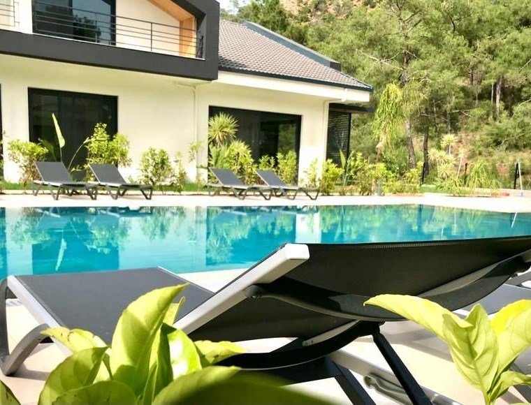 GÖCEK NANA PREMIUM’DA ORMANA KOMŞU LÜKS VİLLA – HUZURUN VE KONFORUN BULUŞMA NOKTASI