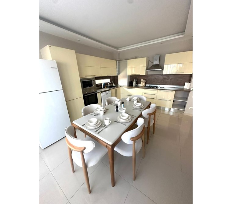 Yalıkavak Gökçebelde Denize Sıfır 2+1 Eşyalı Yazlık Daire