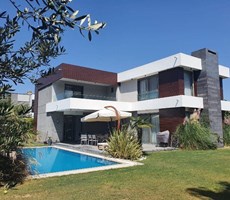 İzmir Çeşme Mamurbaba Müstakil Havuzlu Satılık Lüks Villa