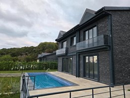 Şile Akçakese'de Müstakil Havuzlu Villa