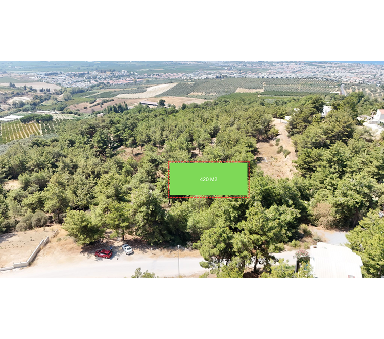 KUŞADASI SOĞUCAKTA SATILIK ARSA