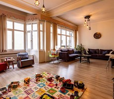 Historic High-Ceiling 3.5-Room Apartment in Nişantaşı
