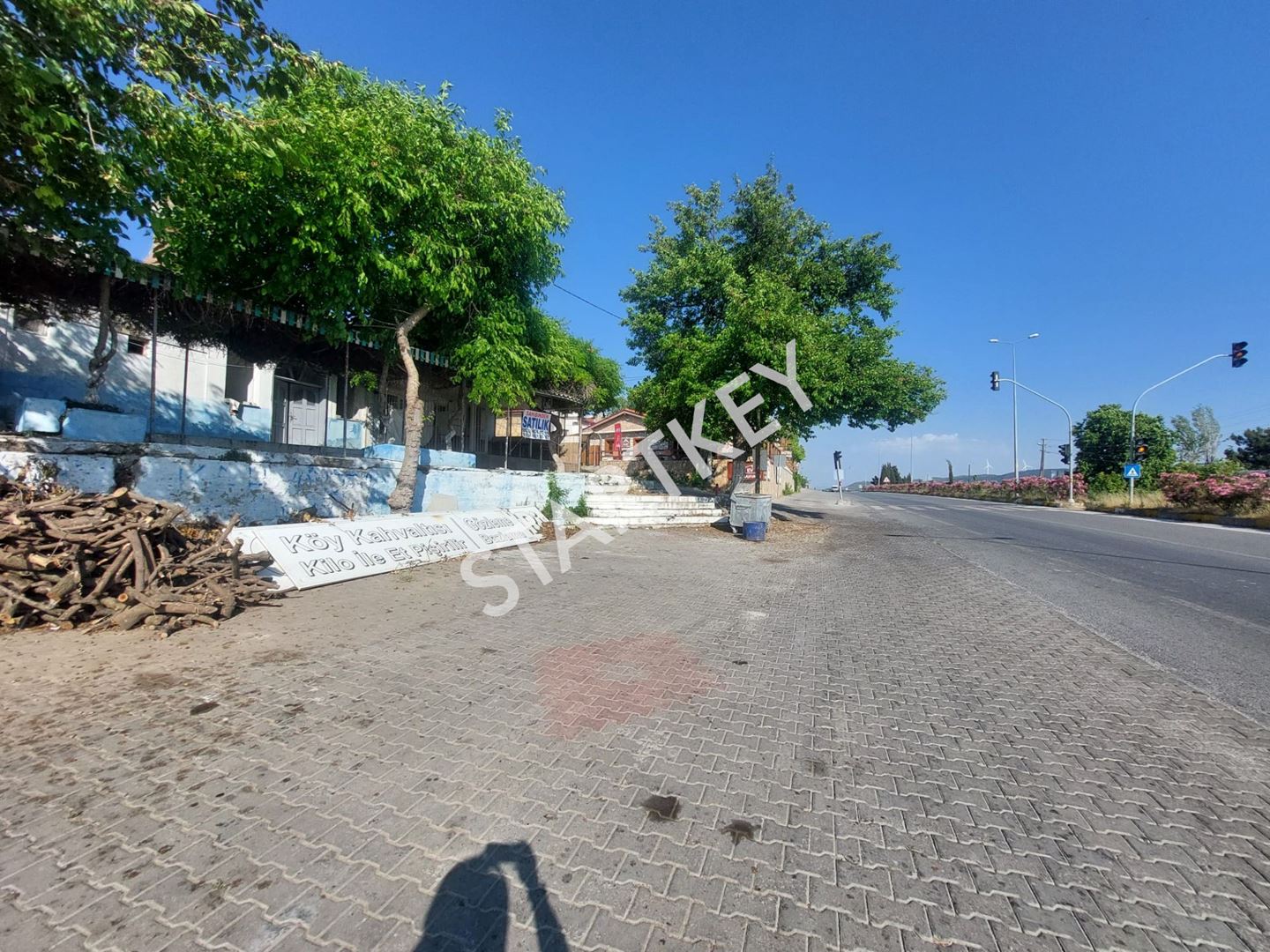 Property-photo