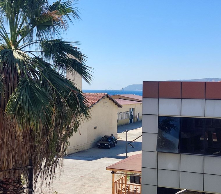 ÇANAKKALE BARBAROS PLAJ MEVKİİNDE DENİZ MANZARALI 3+1 DAİRE