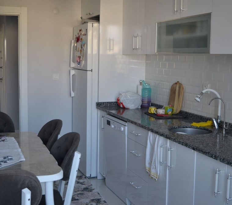 Lüleburgaz Sakızköy Cad Kiralık 2+1daire Güler Emlak