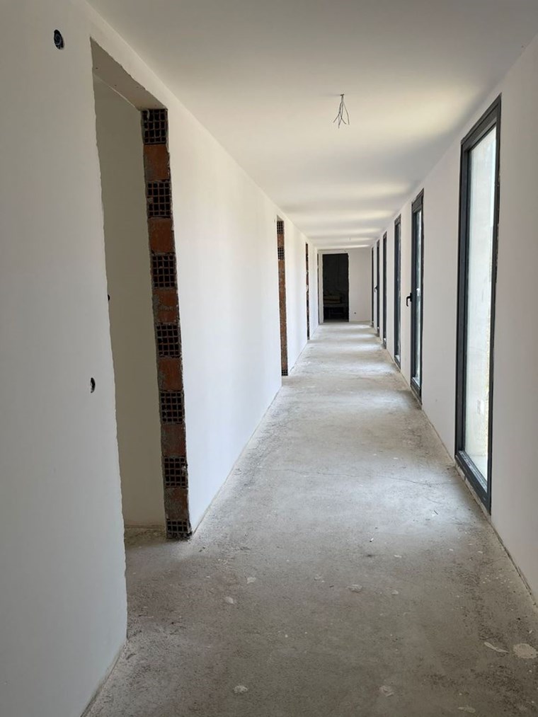 İzmir Menderes Küner'de Natamam Müstakil Ev ve 2000m2 Arsa