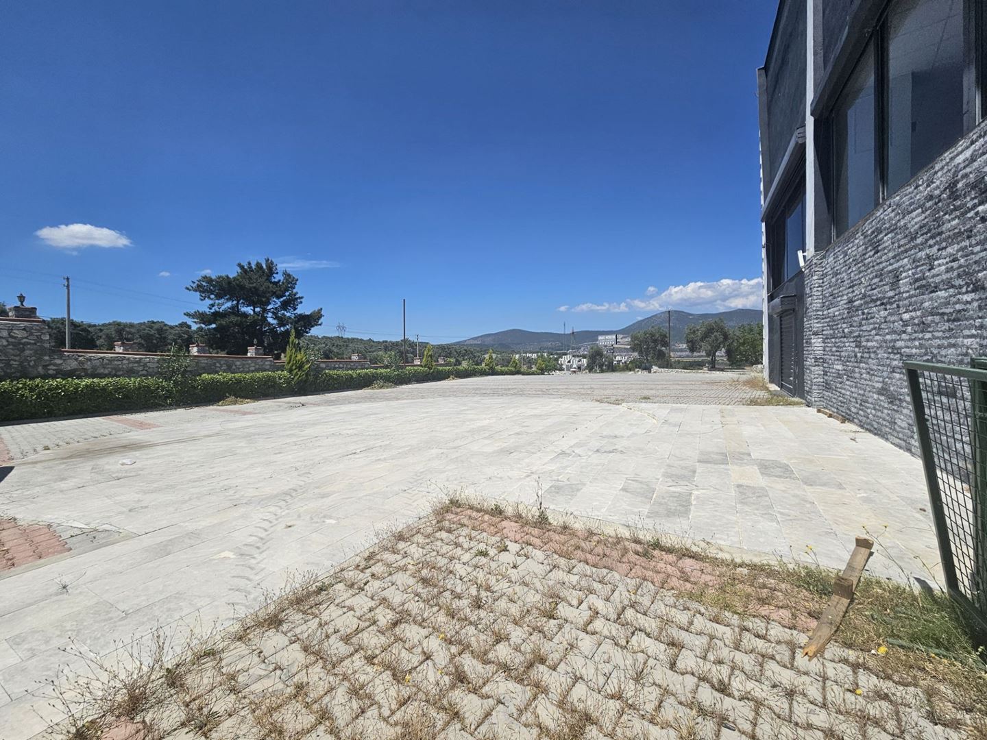 Property-photo