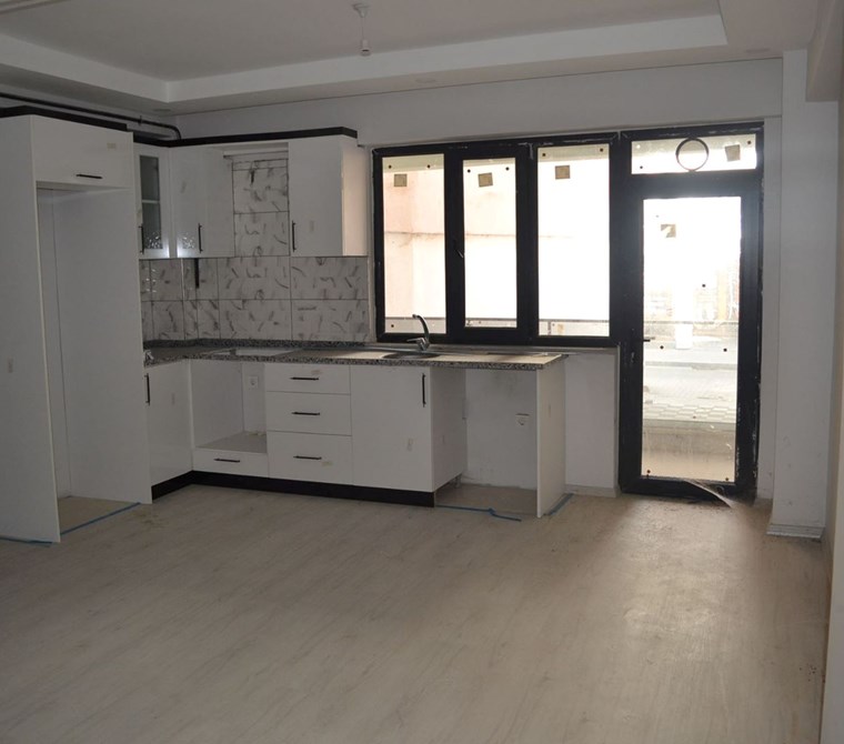 Lüleburgaz Yılmaz Mah Satılık 1+1 Daire