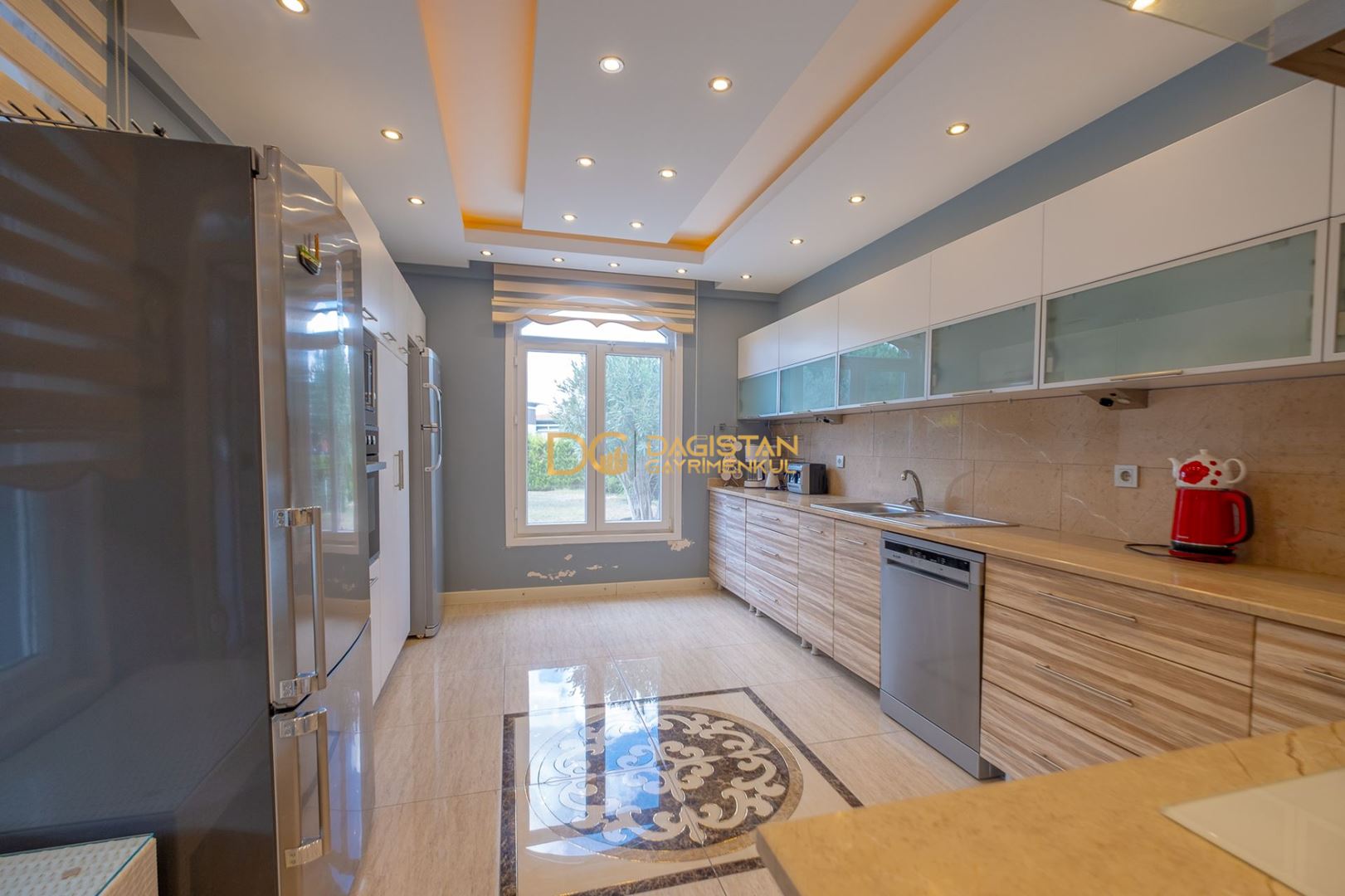 Property-photo