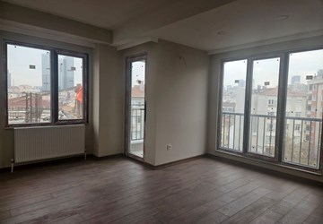 Beşiktaş Emirhan Caddesi'nde, Yeni Binada, 2+1 Kiralık Daire