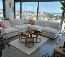 Girne Merkezde Kiralık Ultra Lüks 2+1 Rezidans