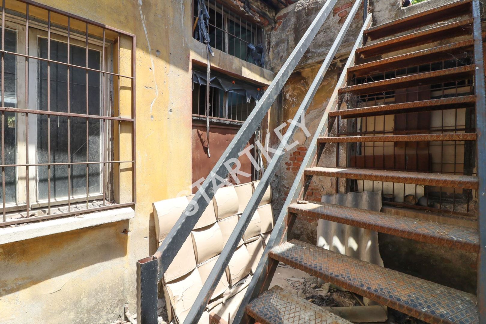 Property-photo