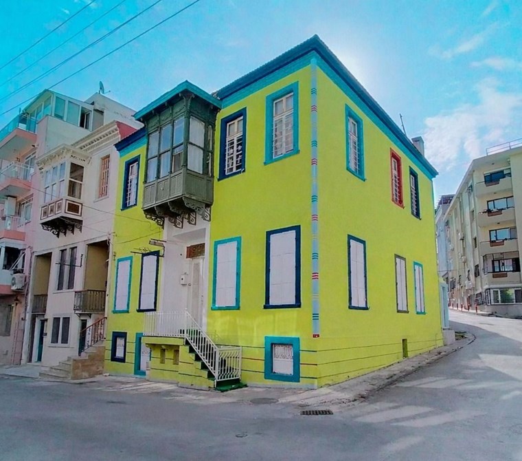 Konak Küçükyalı Köprü Mevkii 326 m2 Kiralık Tarihi Köşk-Konak