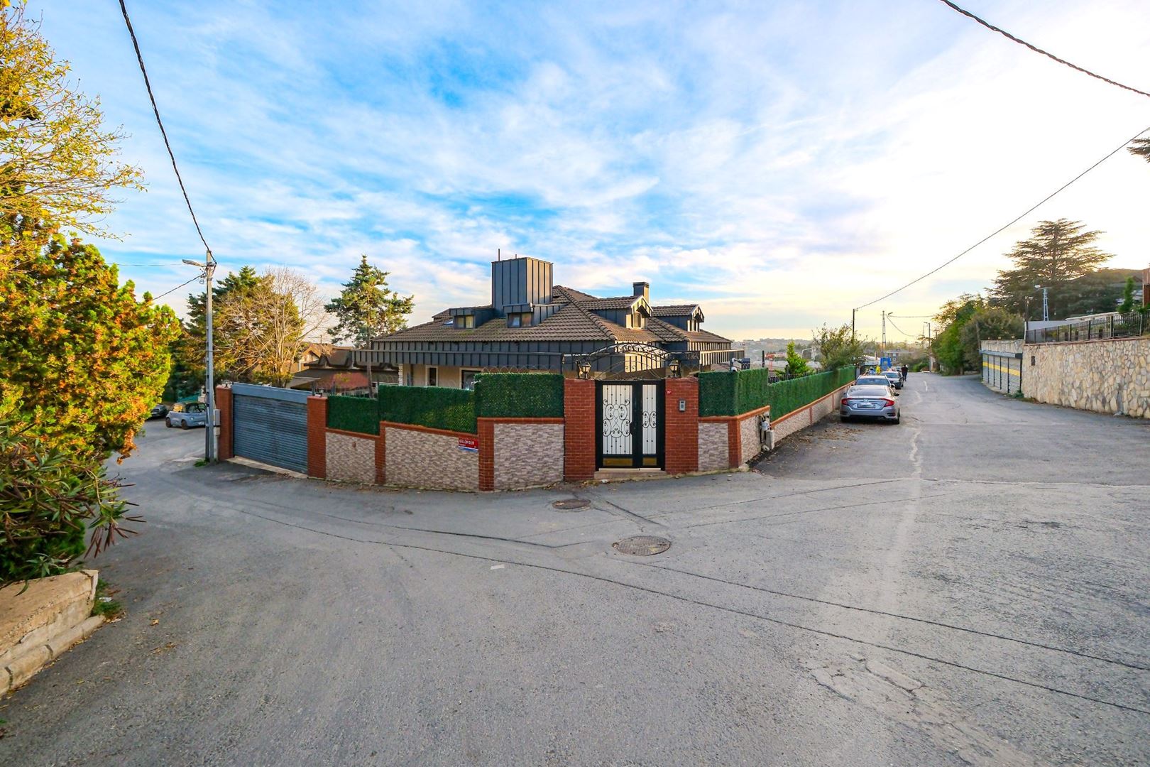 Property-photo