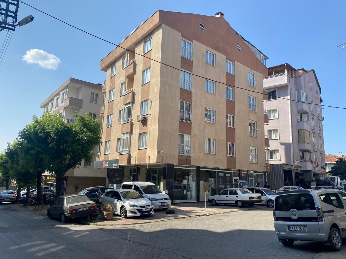 ŞENER GYD'DEN M.PAŞA'DA MERKEZİ KONUMDA FERAH AİLE DAİRESİ