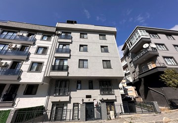 Avcılar Denizköşklerde Satılık 2+1 Arakat Daire