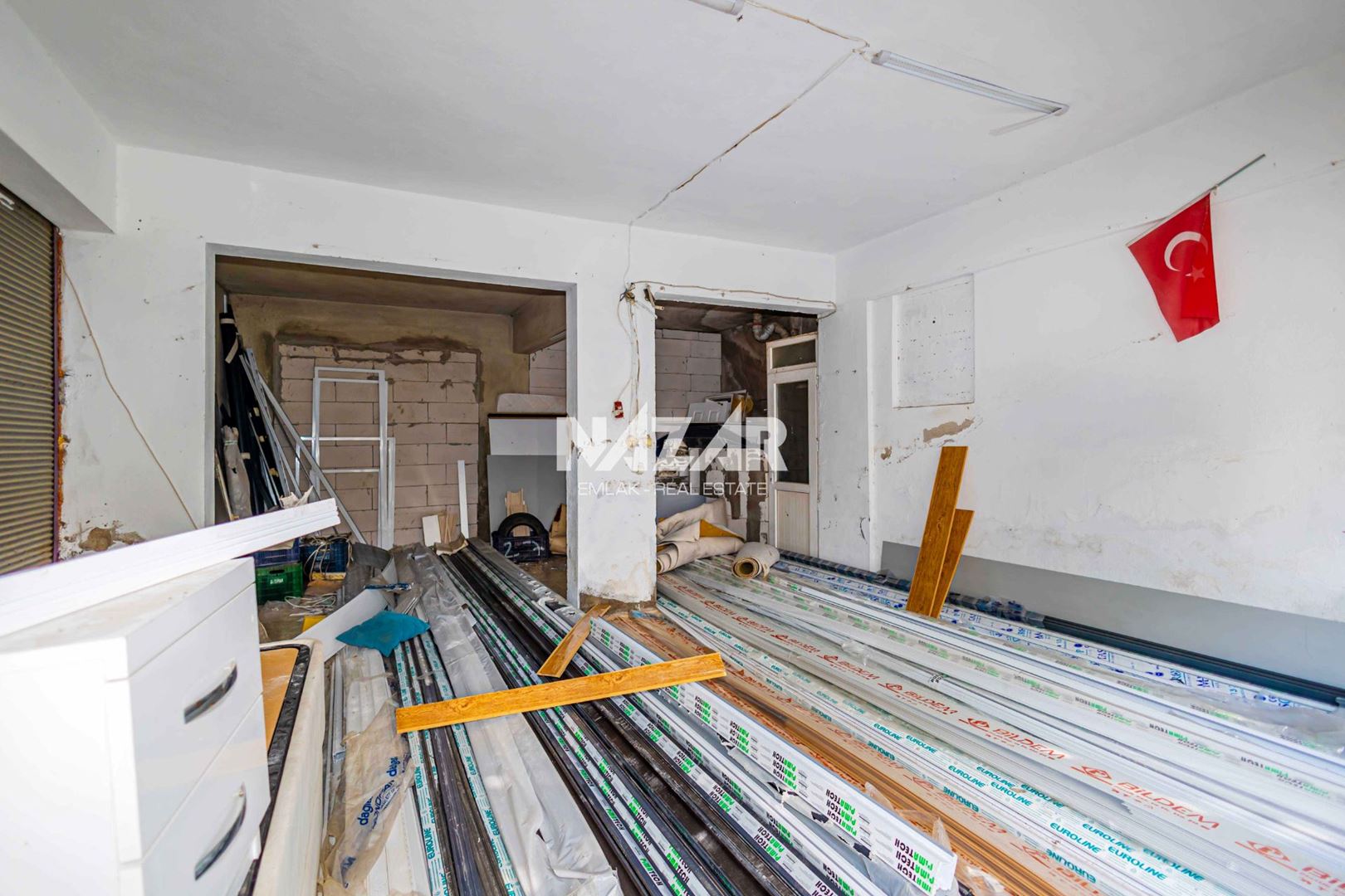 Alanya Cikcilli’de Satılık 50 m2 İşyeri / Dükkan