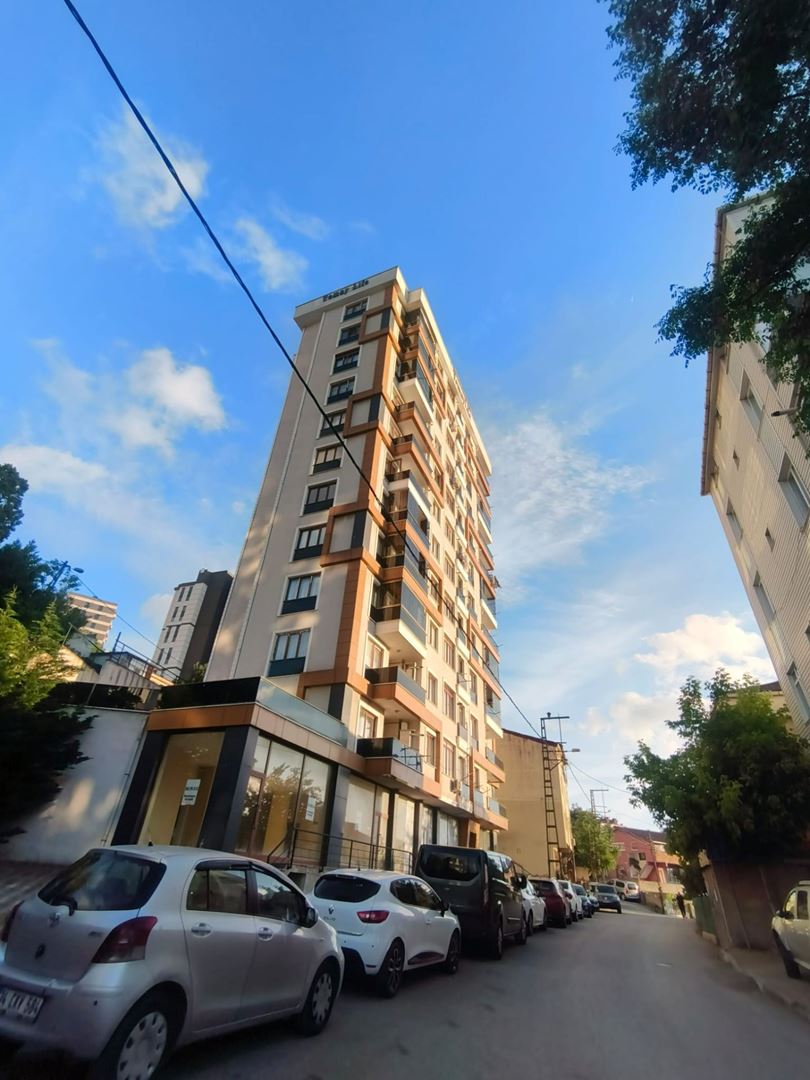 ŞENER GYD'DEN DENİZ & ORMAN MANZARALI METROYA YAKIN 2+1 DAİRE