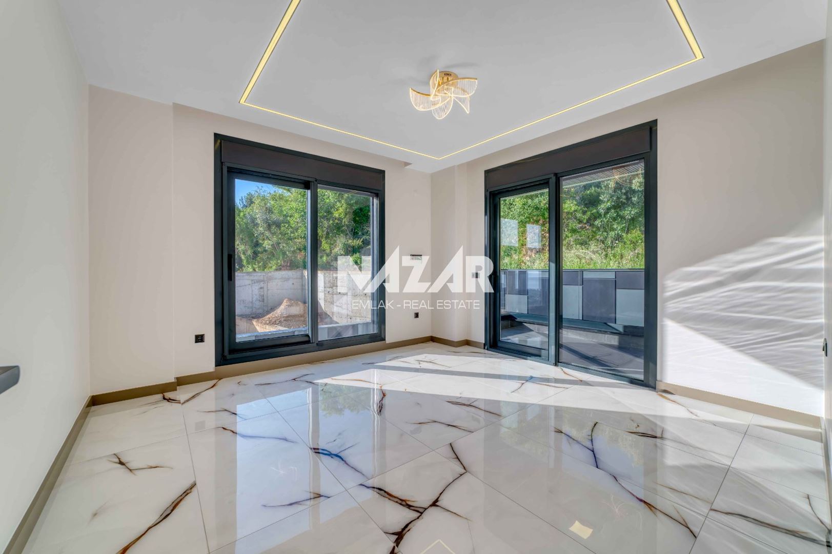 Alanya Kestel Yaylalı Deniz Manzaralı 4+1 Müstakil Villa 282 m2